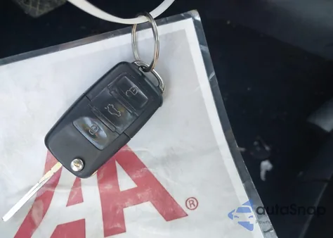 2007 Volkswagen New Beetle 2.5 z USA, uszkodzony, nr VIN 3VWPW31C47M512937